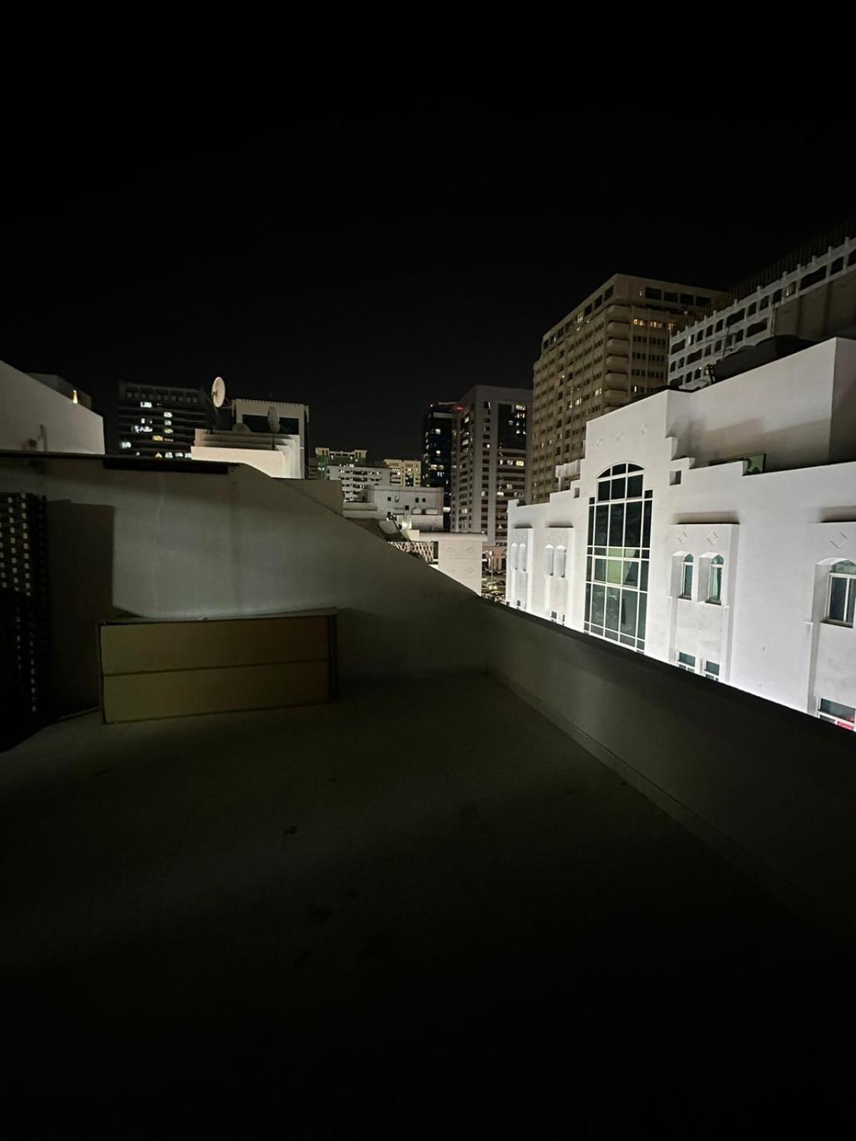 Cozy Corner 2024 Appartement Abu Dhabi Buitenkant foto