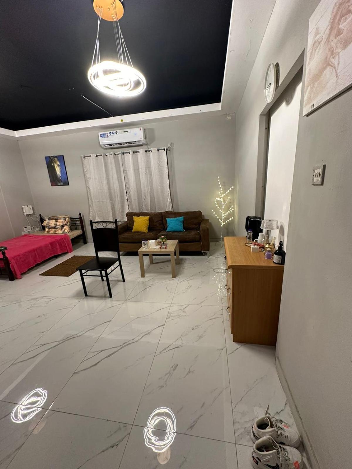 Cozy Corner 2024 Appartement Abu Dhabi Buitenkant foto